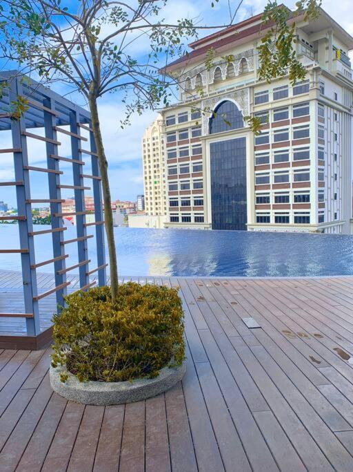 Netflix 2 Bedroom Troika Kota Bharu Homestay 1812 Εξωτερικό φωτογραφία