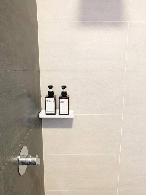 Netflix 2 Bedroom Troika Kota Bharu Homestay 1812 Εξωτερικό φωτογραφία