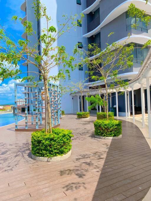 Netflix 2 Bedroom Troika Kota Bharu Homestay 1812 Εξωτερικό φωτογραφία